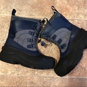 Northface Boys Winter Boots Size 5